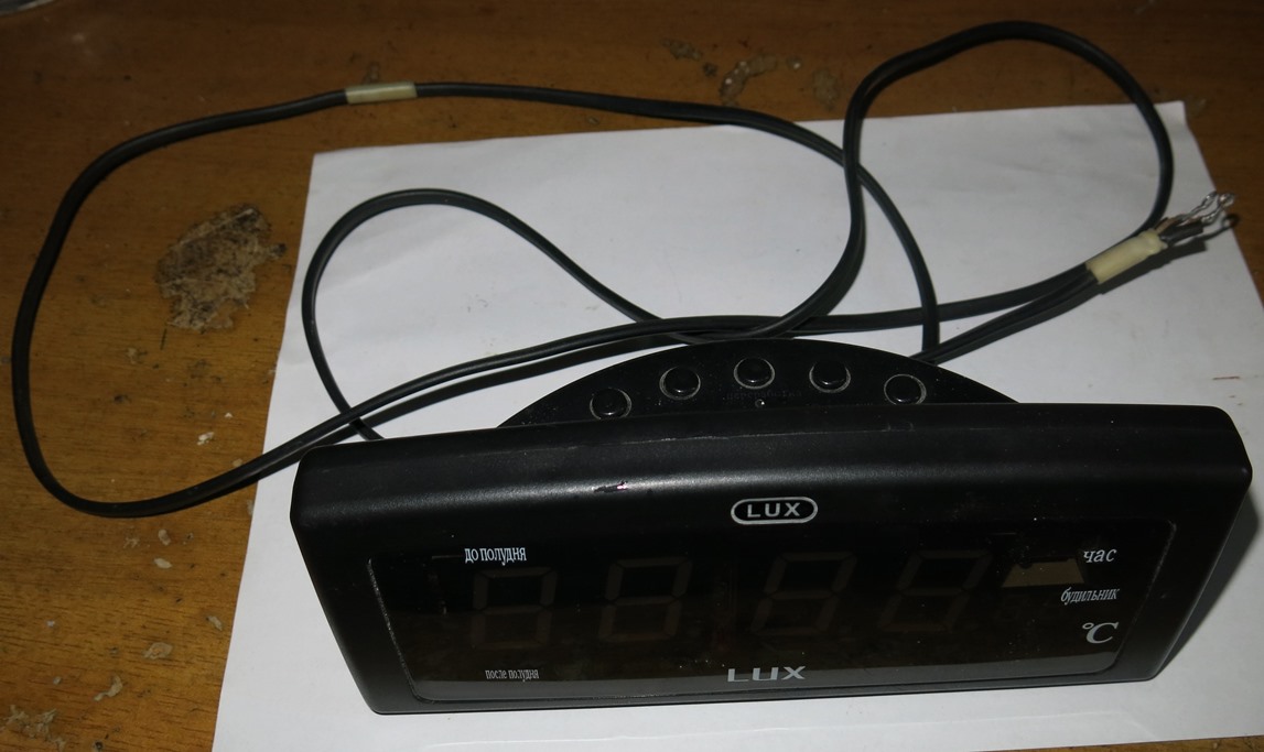 Внешний вид часов LUX CX-818