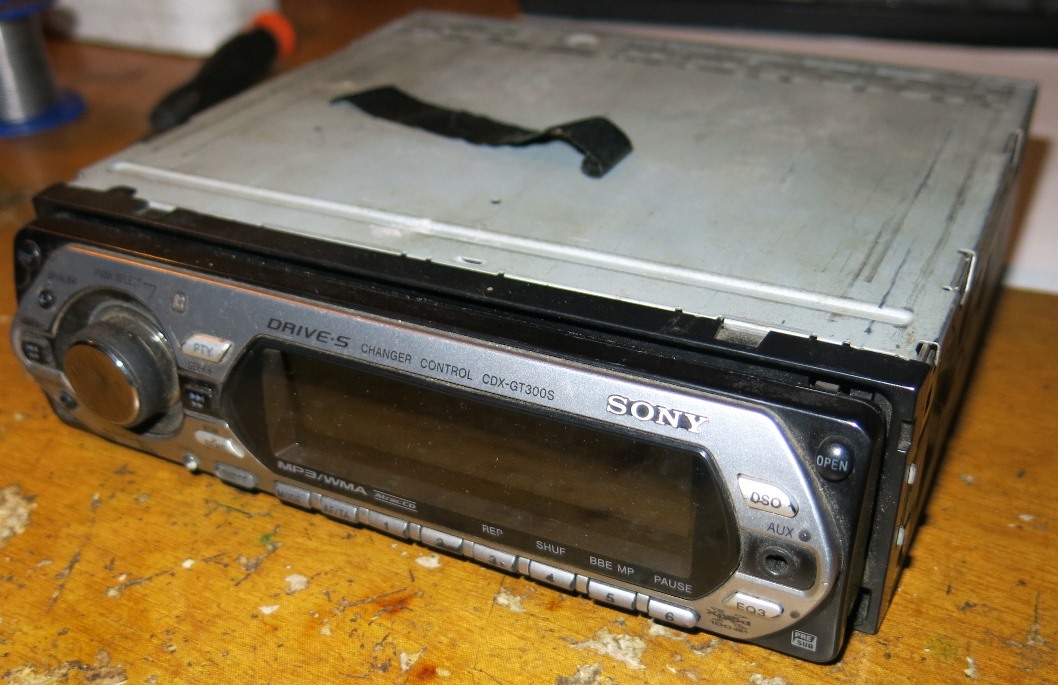 Магнитола Sony CDX-GT300S