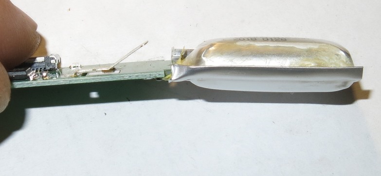 Раздутый аккумулятор USB зажигалки Honest Gold