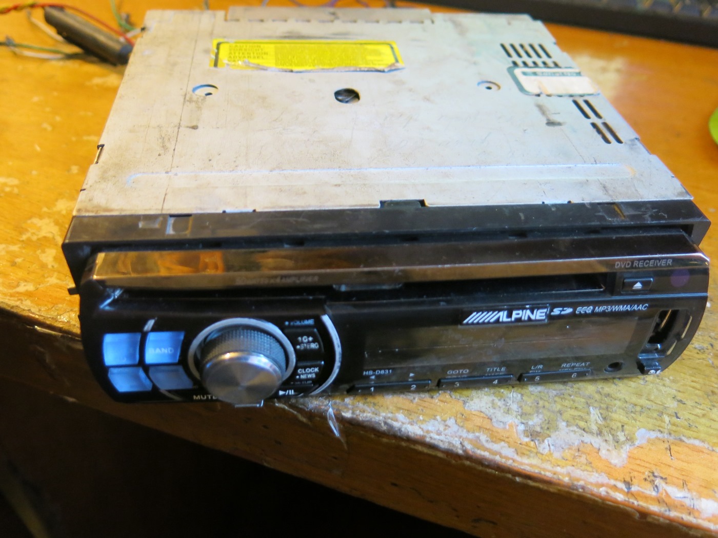 Магнитола ALPINE HS - D831