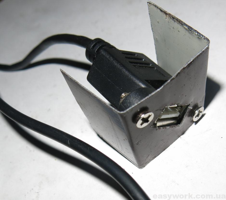 Еще один вид панели USB зарядки