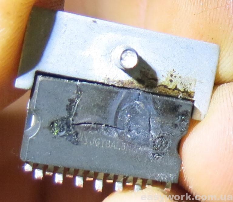 Отсутствие маркировки усилителя