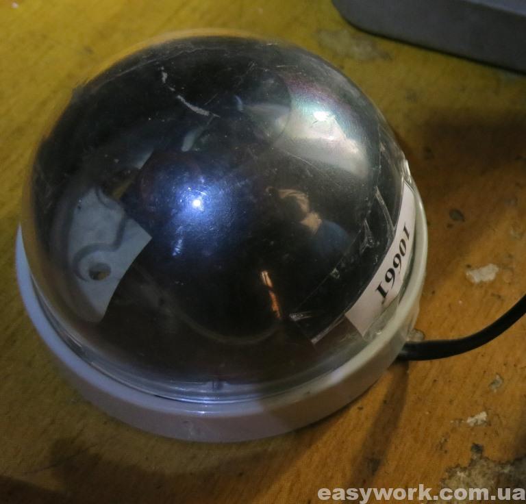 Подключенная к домофону видеокамера