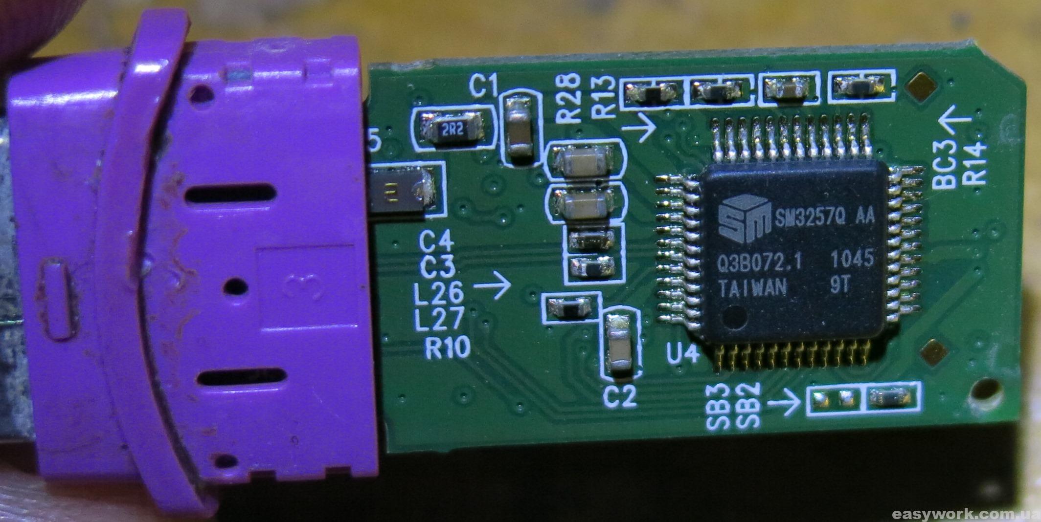Контроллер флешки JetFlash 300 TS16GJF300
