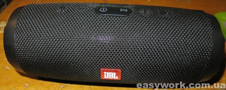 Портативная колонка JBL Charge 3 (фото 1)