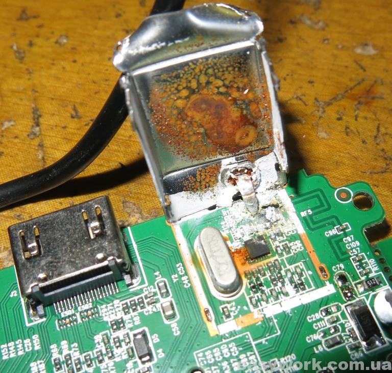 Залитый водой ВЧ-блок тюнера Alphabox X3M