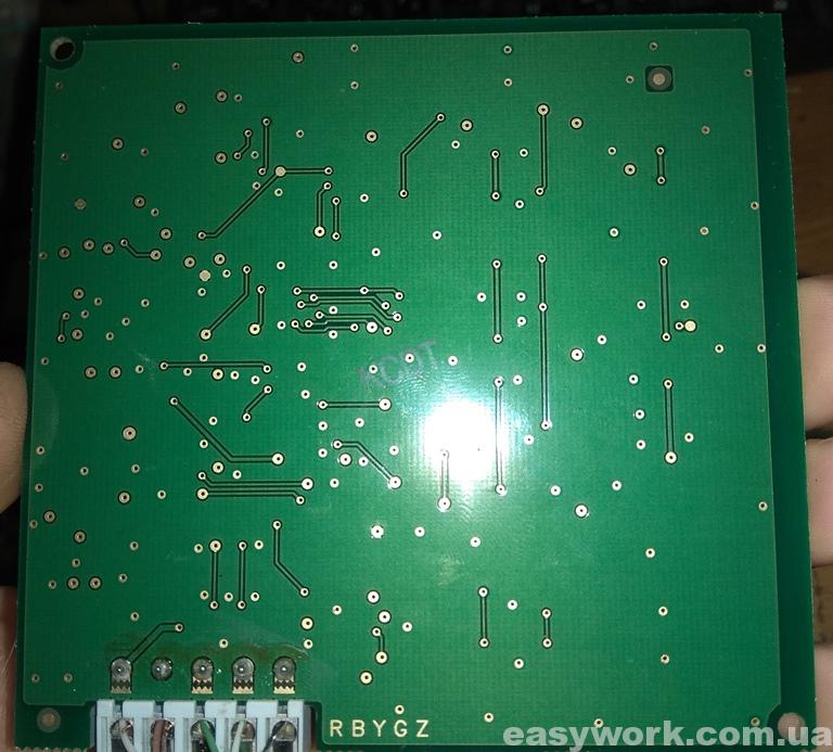 Обратная сторона платы клавиатуры PC1555RKZ