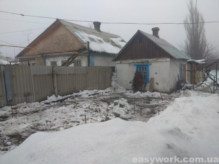 Очистка участка от снега