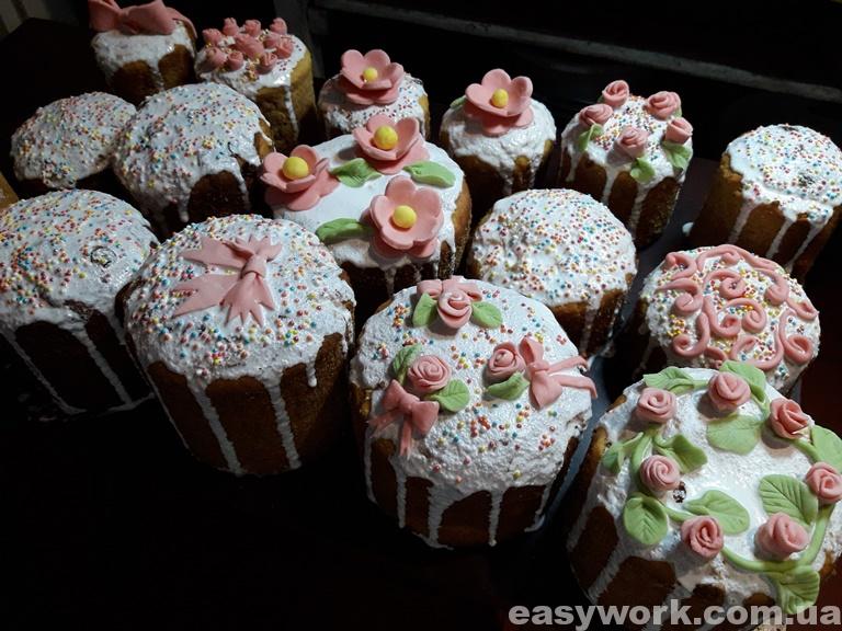 Куличи с медовой мастикой