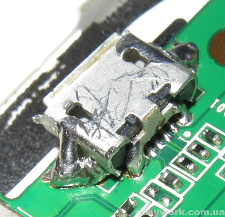 Запаянный разъем microUSB зарядки