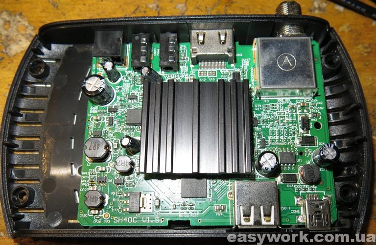 Внутреннее устройство тюнера EUROSKY ES-108HD