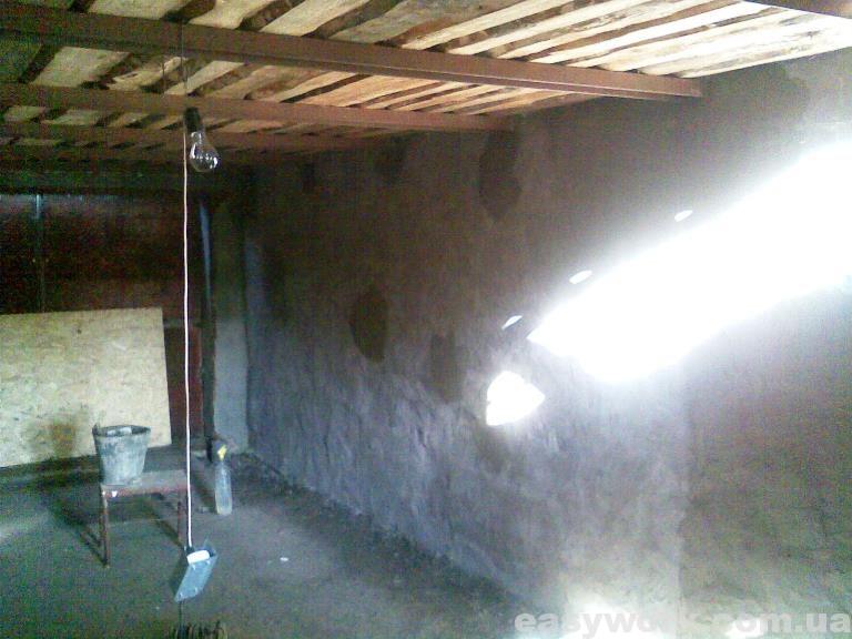 Оштукатуривание стен гаража (фото 2)