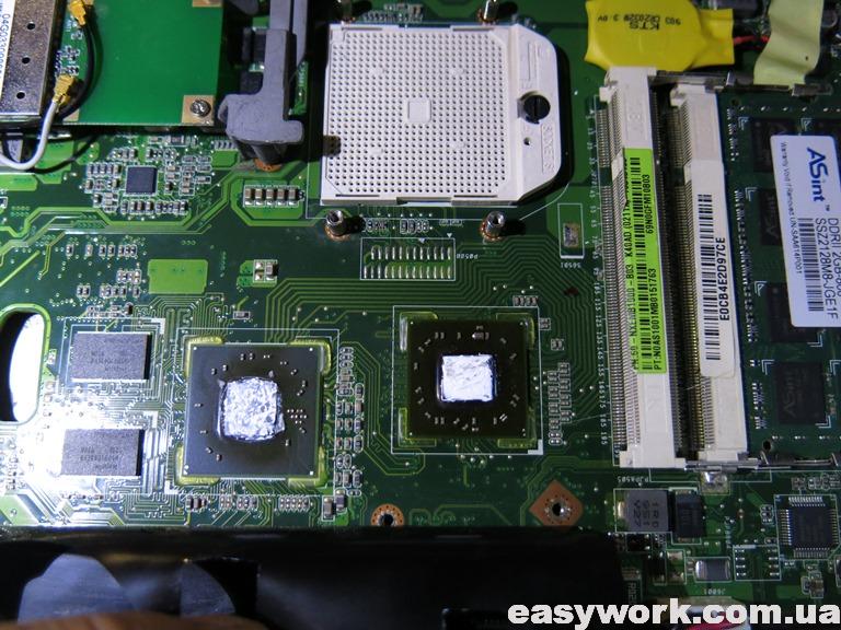 Внутреннее устройство ноутбука ASUS K40AD