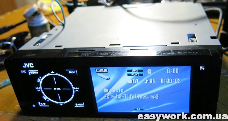 Чтение магнитолой флешки