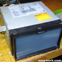 Ремонт магнитолы PIONEER Sinotech AV-SH8423 (зависает, нет изображения)
