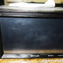 Осмотр магнитолы SKYLOR AVH-6960 (не включается)