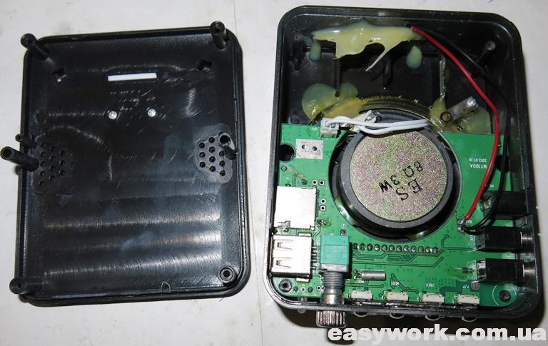 Внутреннее устройство колонки QAAQ HT-100A