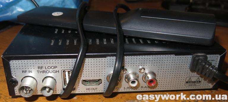 Обратная сторона тюнера