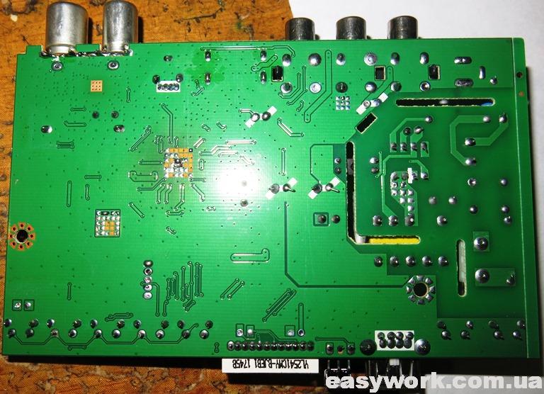 Обратная сторона платы